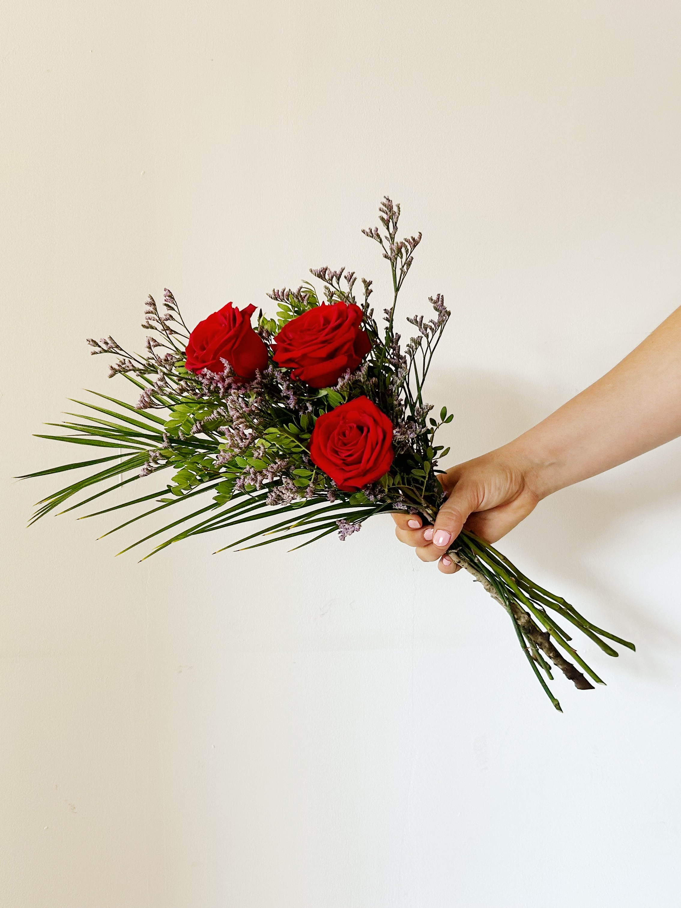 Bouquet of 3 Red Roses "Incondicional"