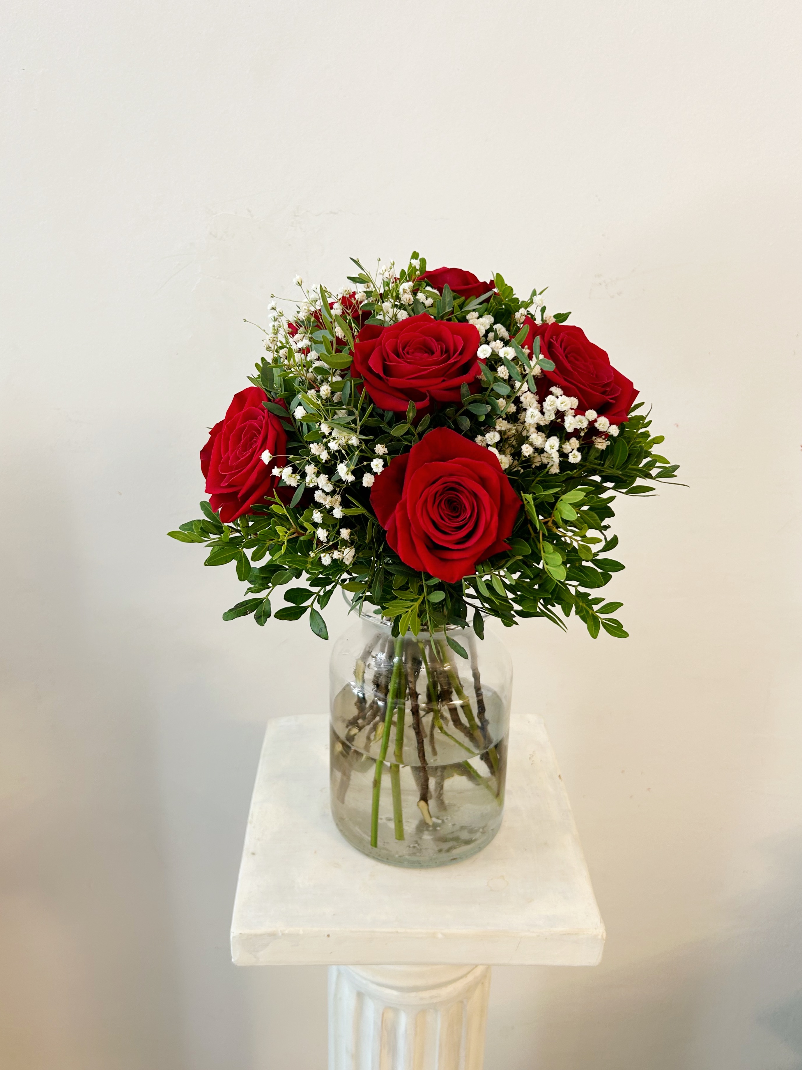 Bouquet of 6 Red Roses "Irresistible"